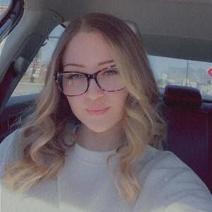 Meet your Posher, Jillian